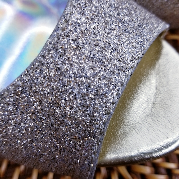 Women's Size 7.5 Gold Glitter Peep Toe Stilettos - Picture 3 of 7